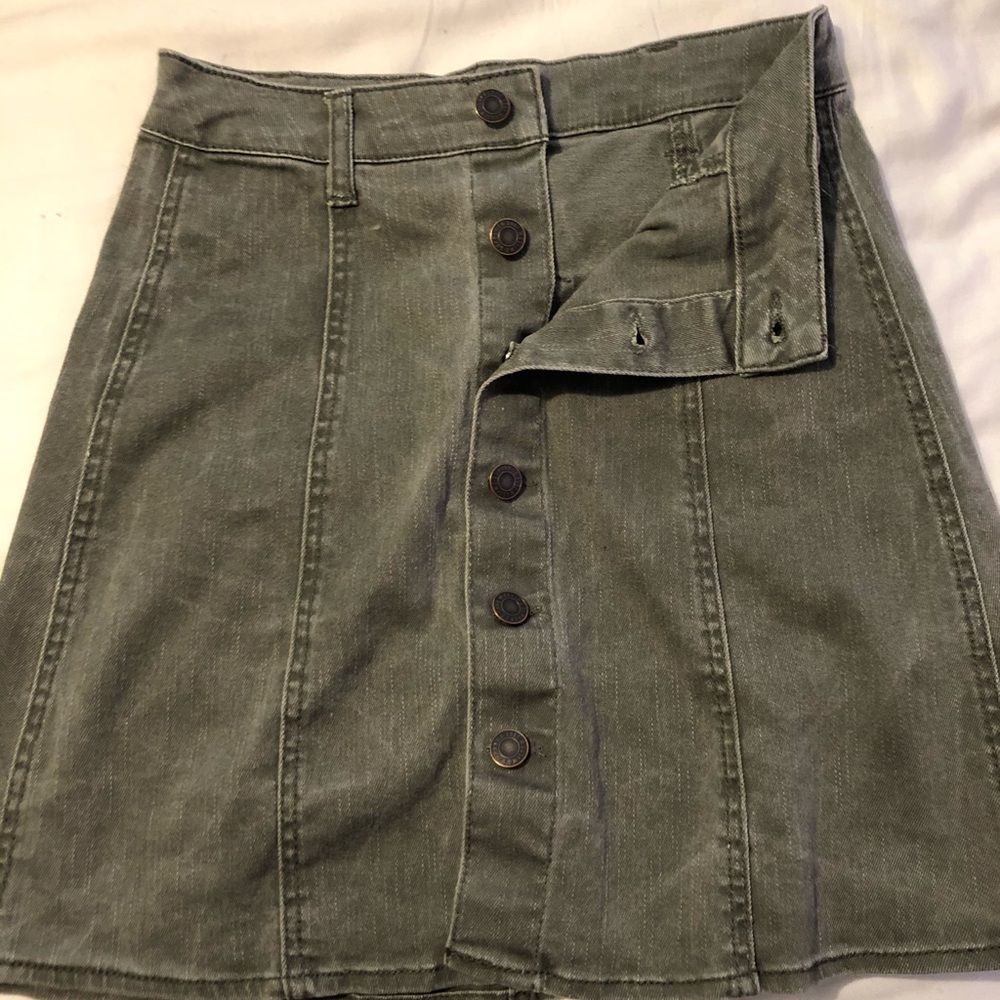 mossimo green button up skirt